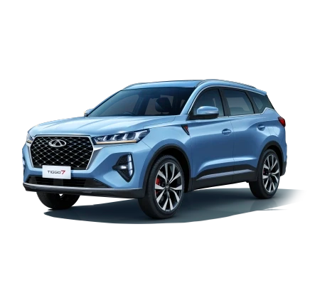 Modern light blue Tiggo 7 with a sophisticated diamond-patterned grille and high-performance red brake calipers, blending elegance with a sporty touch