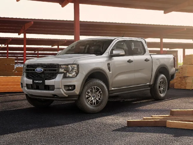 Ford Ranger XL at a construction site
