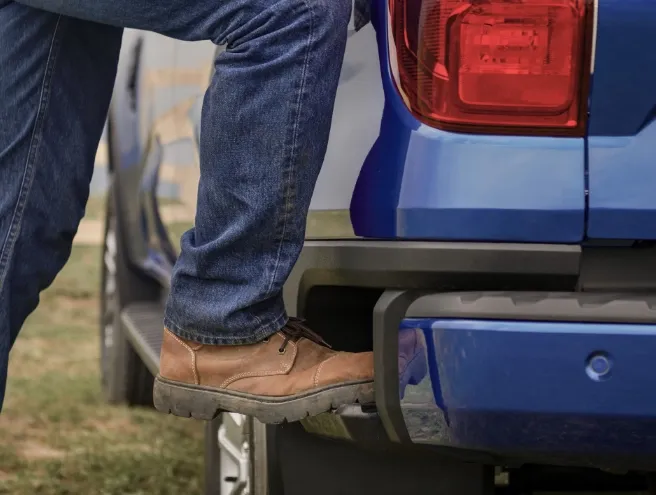 Step that allows better access to the rear of the Ford Ranger