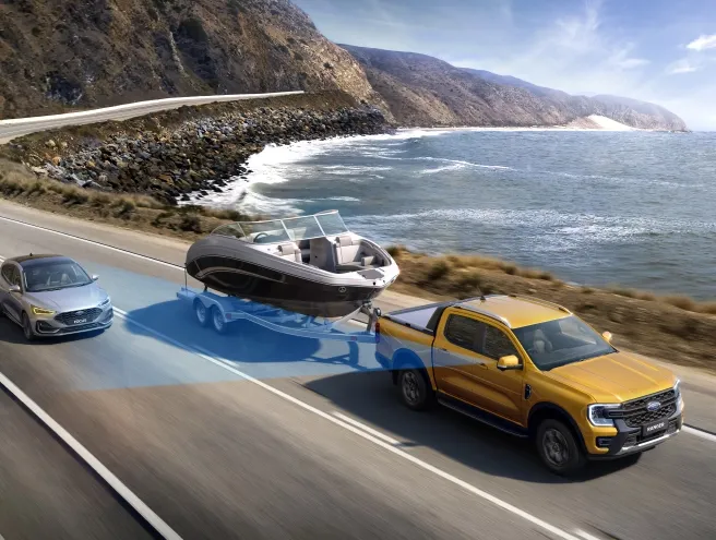 Graphic showing the blind spots of the ford ranger for the vehicle behind