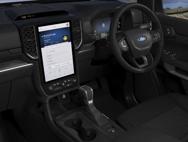 Ford Everest XLT steering wheel, control panel and center console