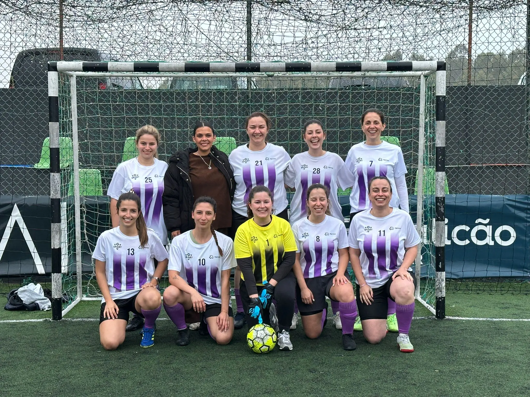 Equipa de futsal da NiW feminina